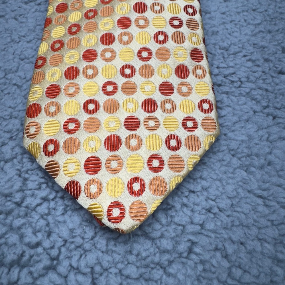 Hugo Boss Tie Men Gold Geometric Silk Necktie Retro Designer Luxury Career Wear - Picture 3 of 7